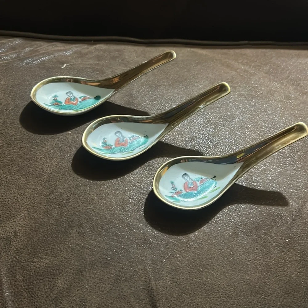 Vintage Soup Spoon set if 3